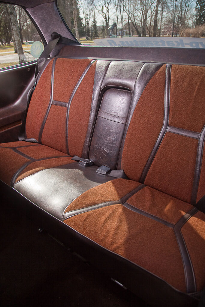 Mobilisti Saab 99