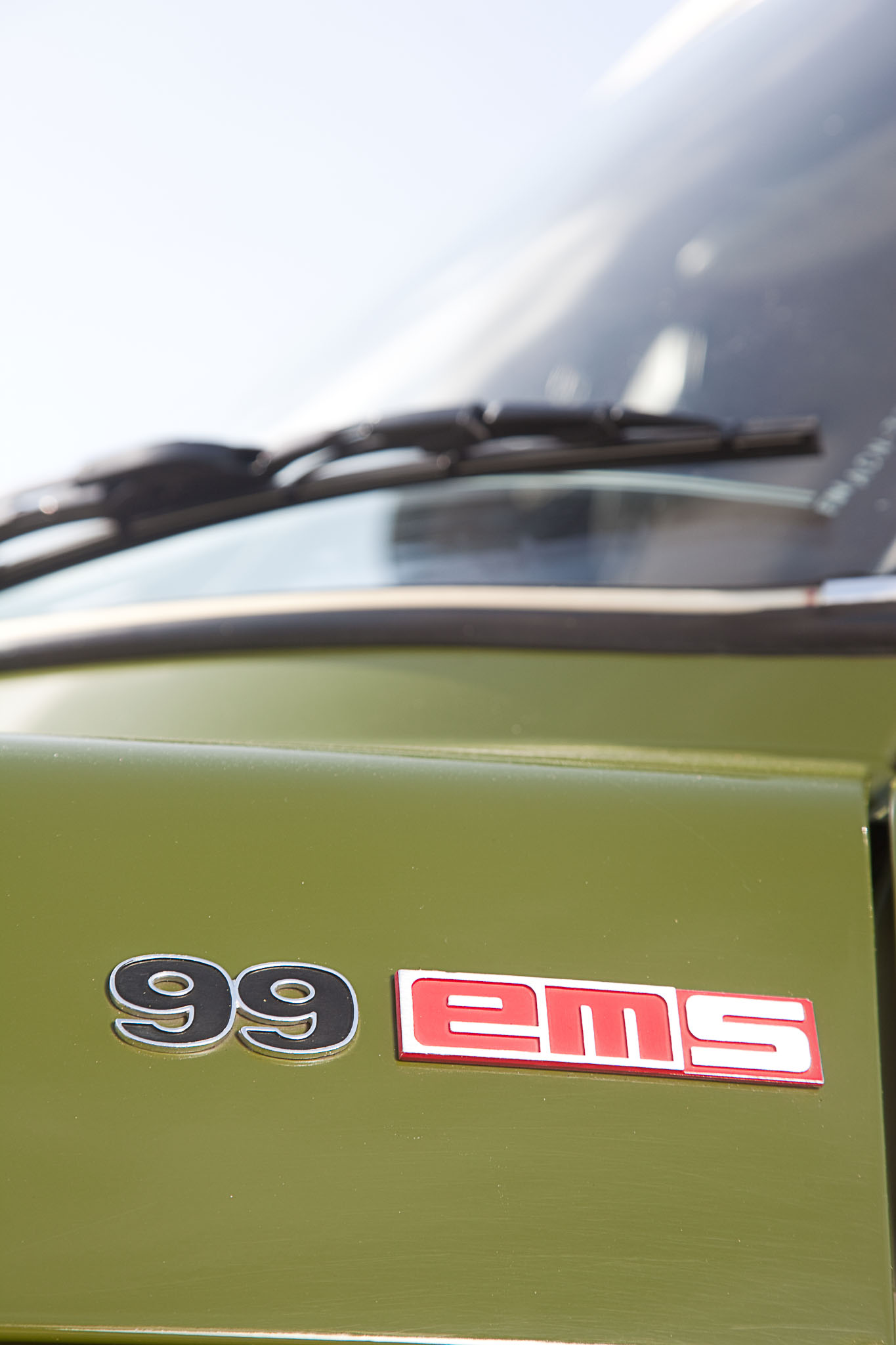 Mobilisti Saab 99